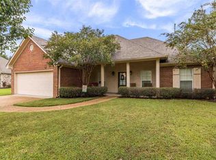 135 Kenzie Dr, Madison, MS 39110
