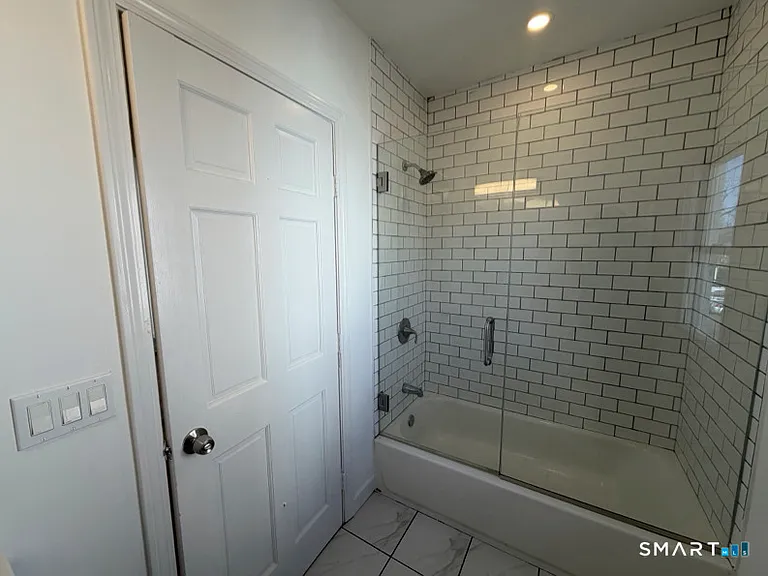 30 Dora St — Photo 8