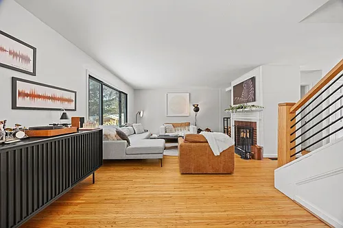 25 Brookwood Rd #HOUSE Photo 1