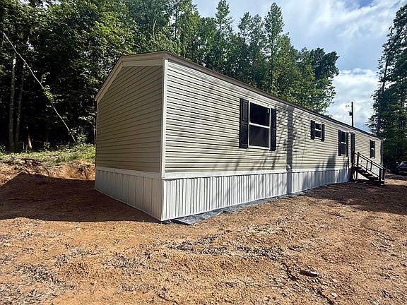 3rd image of 100 Mason Ln