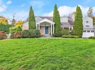 16 Intervale Pl, Greenwich, CT 06830