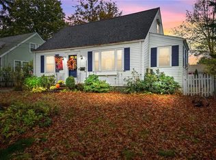 82 Rome Ave, Providence, RI 02908