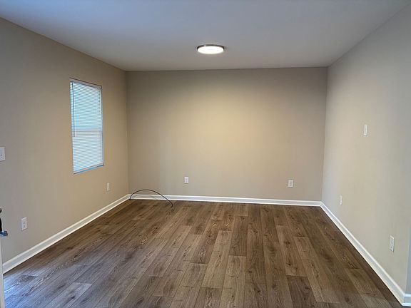3rd image of 343 Peachtree St