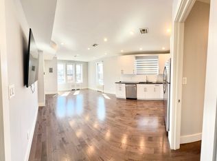 3 Parkway Ct #1, Brooklyn, NY