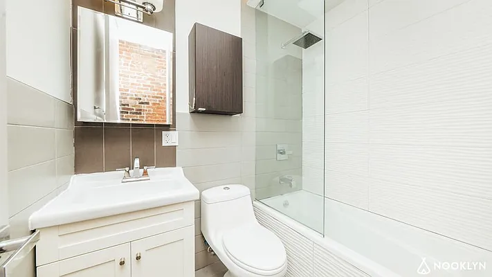 Rented by Nooklyn NYC LLC | media 29