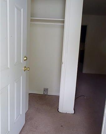 2nd image of 217 Kelly St