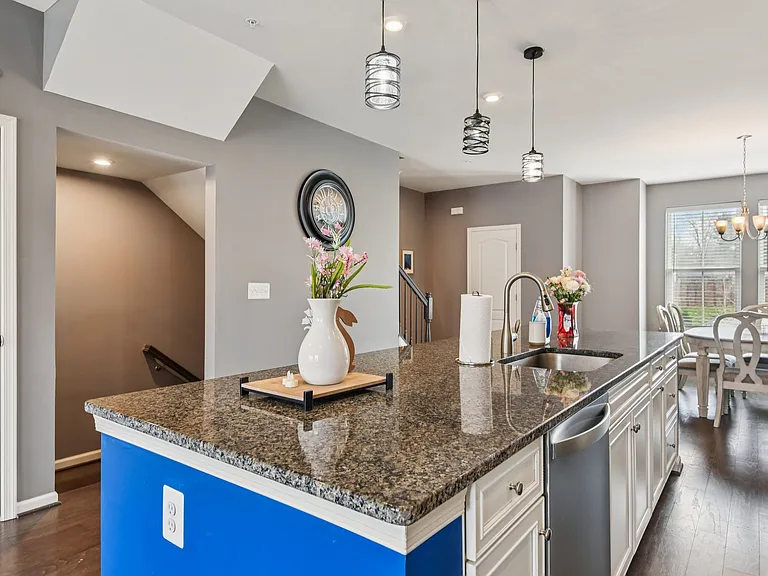 1306 Hawk Hollow Dr — Photo 14