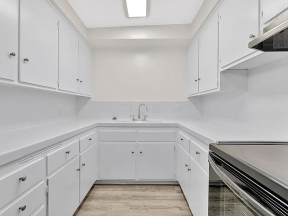 2nd image of 13629 Kornblum Ave #12