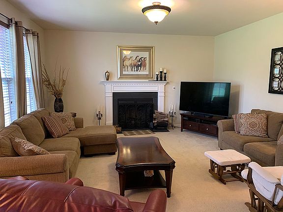 5th image of 308 Dairy Ln