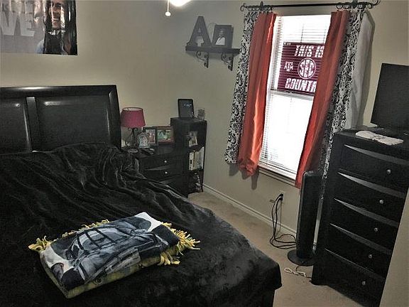 3rd image of 2318 Antelope Ln