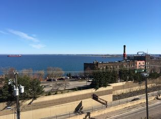 624 E 1st St, Duluth, MN 55805