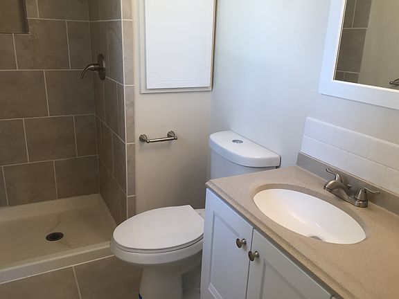 4th image of 2917 Harp Ct