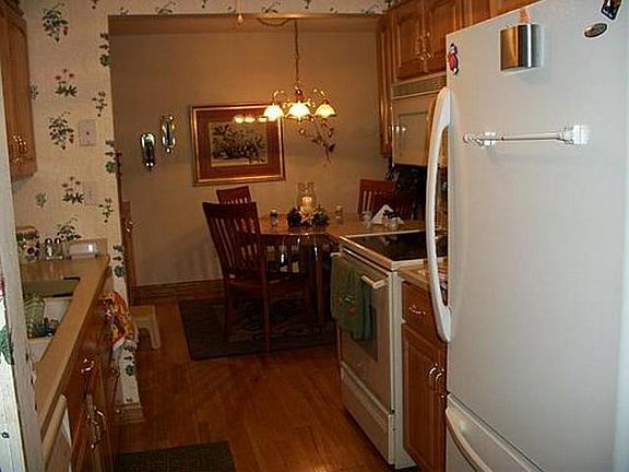 4th image of 6100 W Stonehedge Dr APT 100