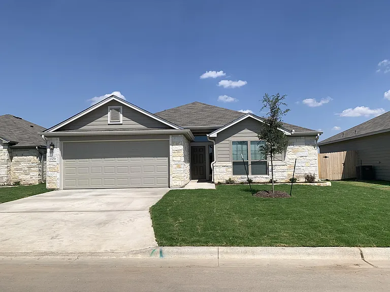 1329 Aurora Grove Bnd — Photo 20