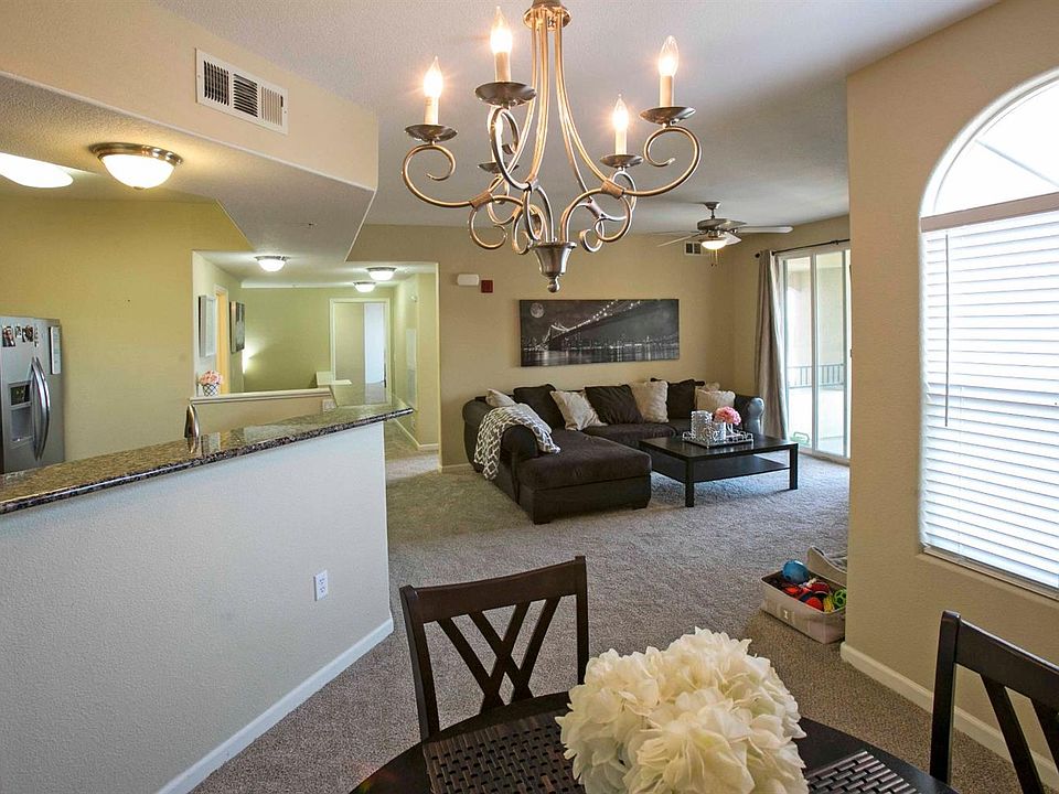 2nd image of 300 Moon Cir Unit 328