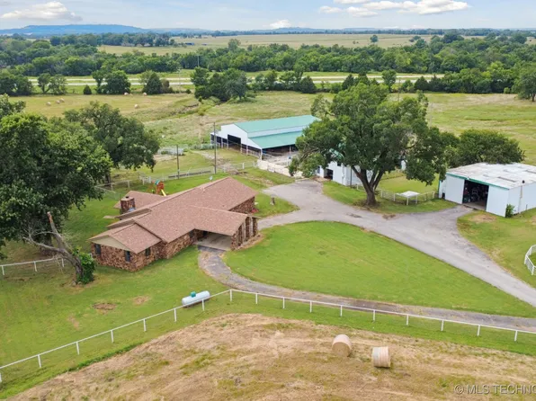 9581 N 3975th Rd, Copan, OK 74022