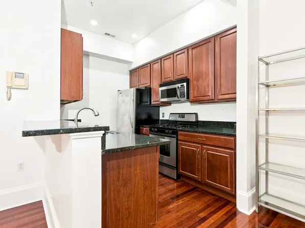 1324 Euclid St NW, Washington, DC 20009
