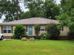 203 Smith Ave, Nashville, GA 31639