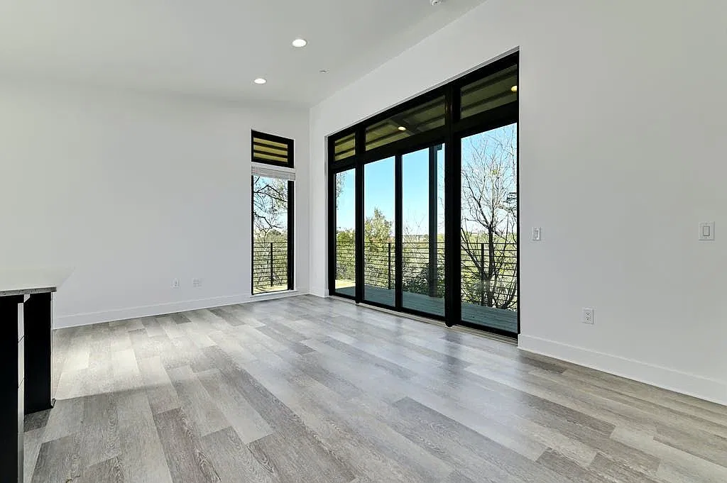1 bed, 700 sqft, $1,695 — Photo 1