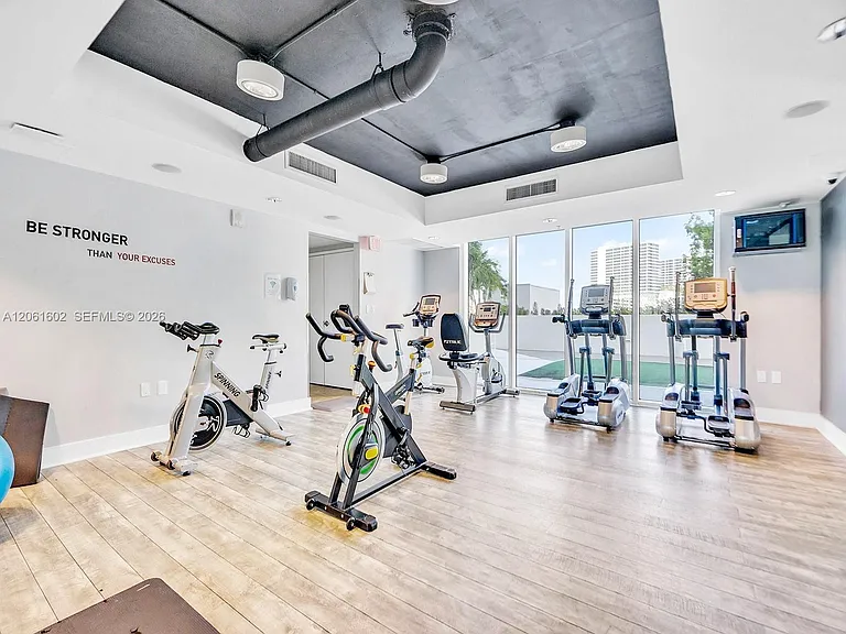 1861 NW South River Dr #2609 — Photo 31