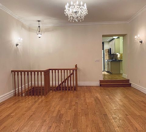 4th image of 340 E 58th St #1G