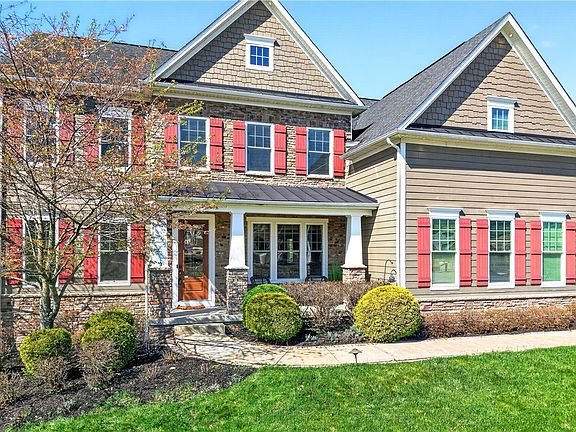 2nd image of 1687 Scarlett Dr
