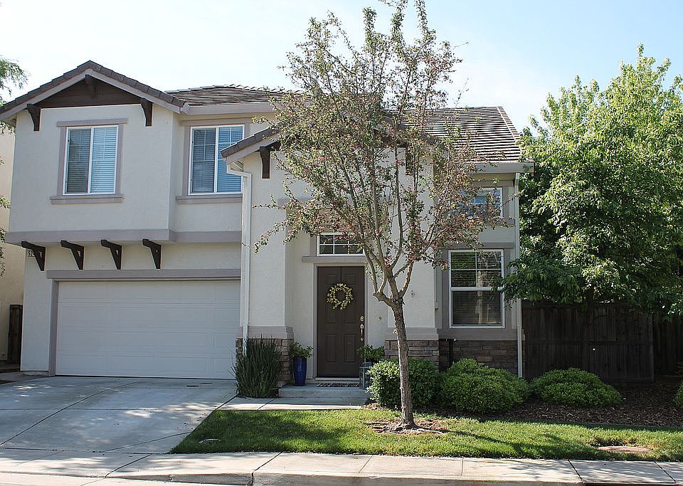 1st image of 5242 Water Lily Ln