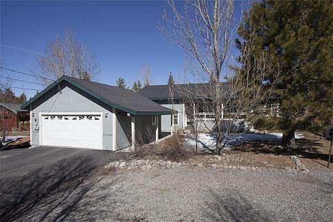 Sunny level lot