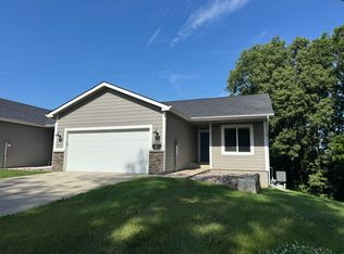 103 N Oak Park Ave #D, Colfax, IA 50054