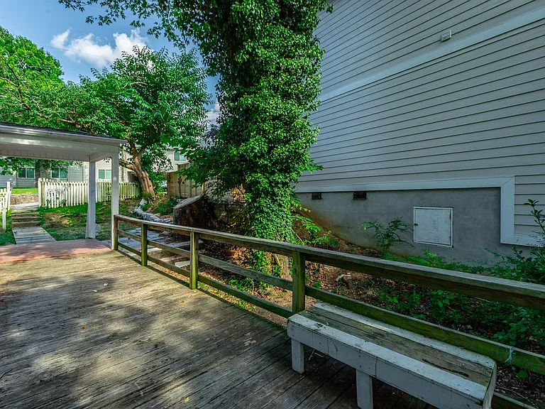 126 Goodson Ave — Photo 26