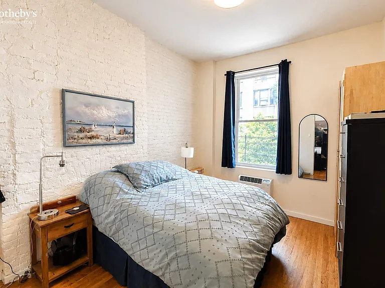 147 W 94th St #2 — Photo 2