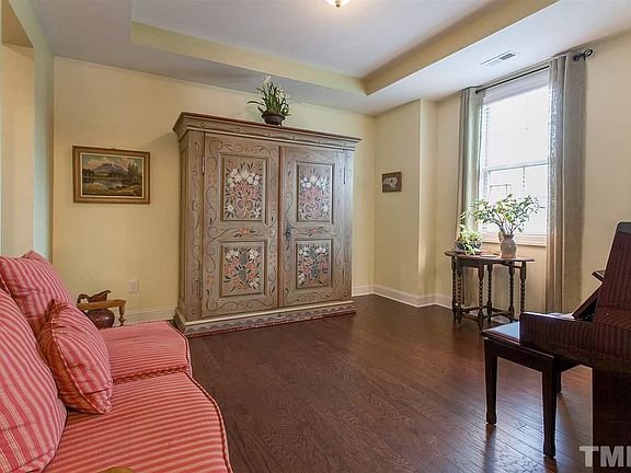 4th image of 4705 Myra Glen Pl