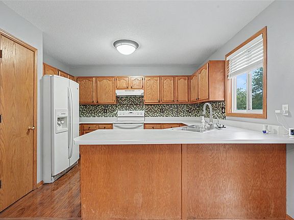 5th image of 3618 Falcon View Rd SW
