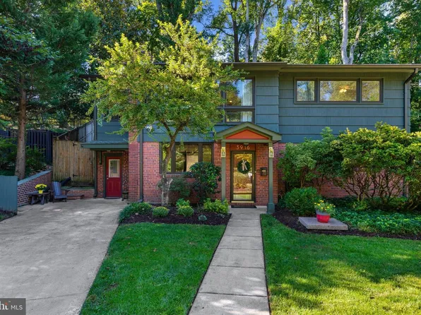 3916 Wexford Dr, Kensington, MD 20895