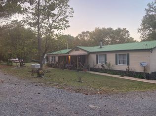 805 Whispering Pine Ln, Wilburton, OK 74578