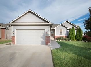 208 N Salt Creek Ct, Clearwater, KS 67026