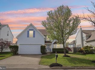 12 Barton Way, Mount Laurel, NJ 08054