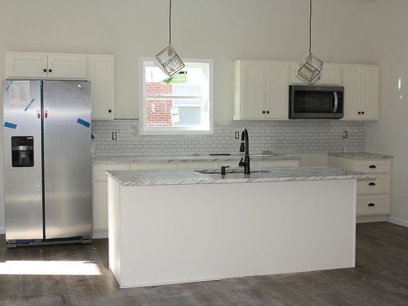 2nd image of 105 Clara Dr