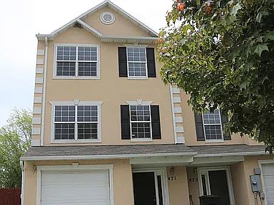 1st image of 471 Glasgow Ln