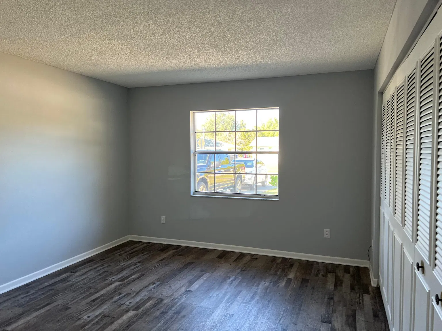 3 bed, 1428 sqft, $2,050 — Photo 4