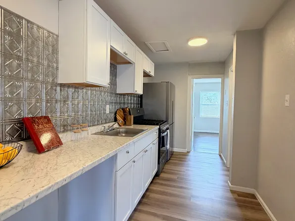 5514 Chippewa St #2W, Saint Louis, MO 63109