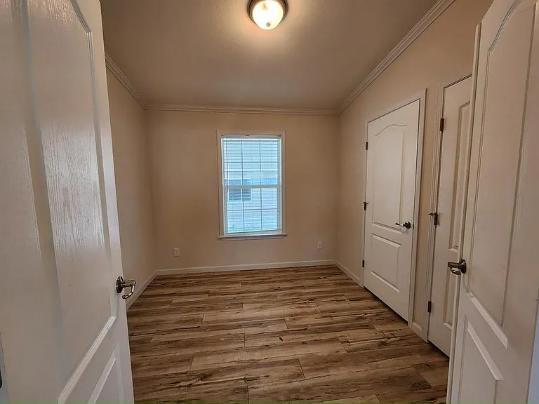 215 Caviller Ct #215 — Photo 12