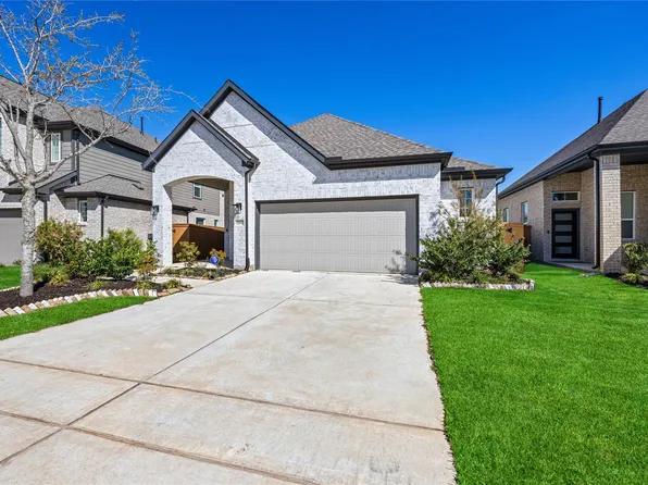 21130 Garden Palm Dr, Cypress, TX 77433