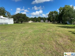 2906 Hanselka St, Victoria, TX 77901