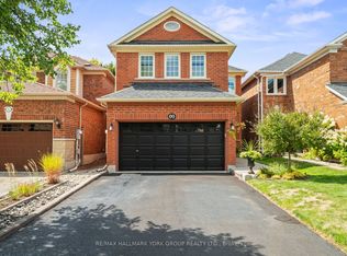 18 Rush Rd, Aurora, ON L4G 7G3