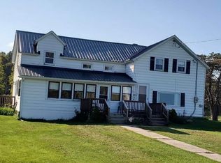 1605 Rand Hill Rd, Altona, NY 12910