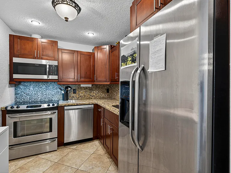 6457 Bay Club Dr #4 — Photo 12