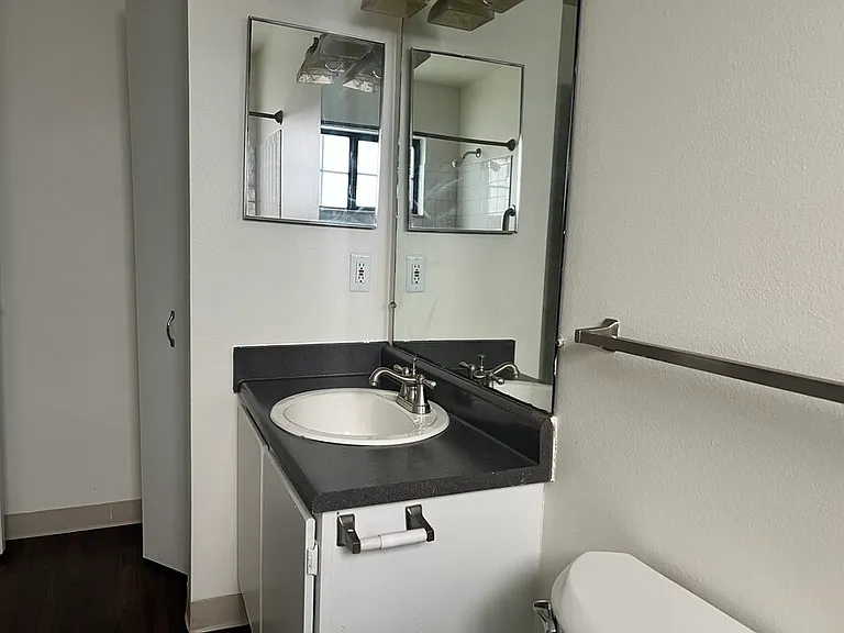 Orchard Place Apartments — Photo 5