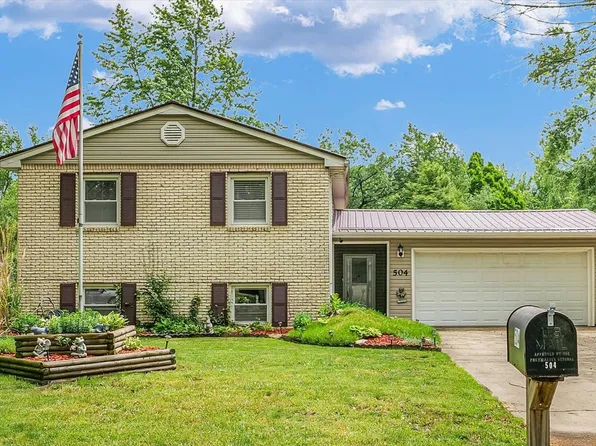 504 N 4th St, Saint Joseph, IL 61873