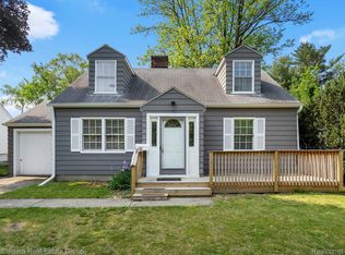 1261 W Troy St, Ferndale, MI